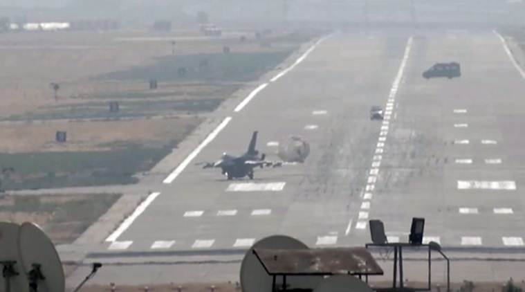 Turkey Syria war, Syria Turkey news, Trump Syria, Syria Turkey invasion, Kurds fighter Syria, Turkey latest news, Syria latest news, indian express news