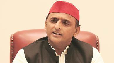 Akhilesh Yadav, Chhibramau bus accident, akhilesh asks doctor to get out, BJP, RSS, Samajwadi Party, Kannauj hospital, indian express