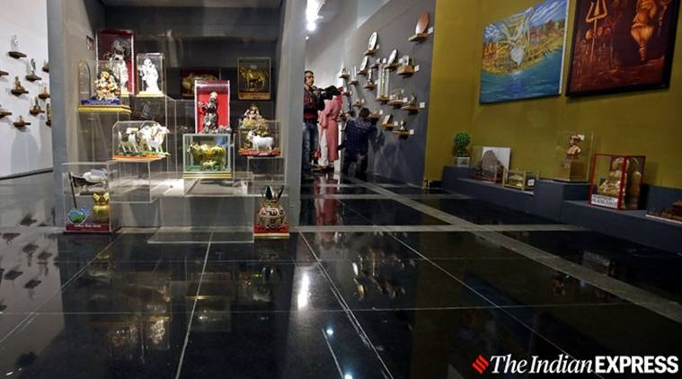 Pm mementos auction date extended once again