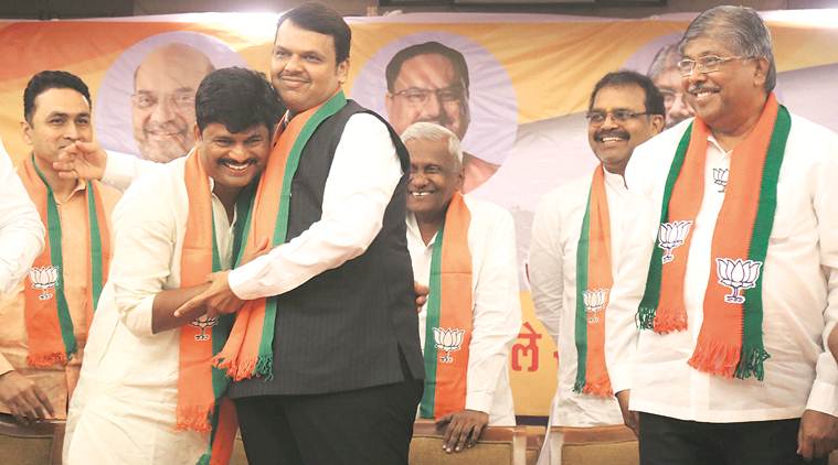 Maharashtra assembly polls: Dhangar leader Padalkar joins BJP, gets ...