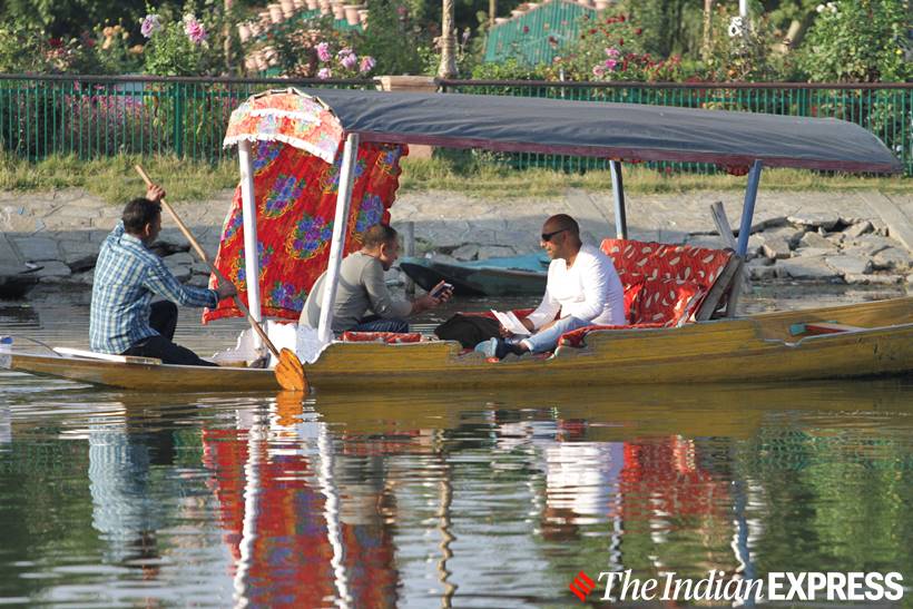 Jammu kashmir news, kashmir article 370, kashmir mobile services, kashmir postpaid mobile services, kashmir internet services