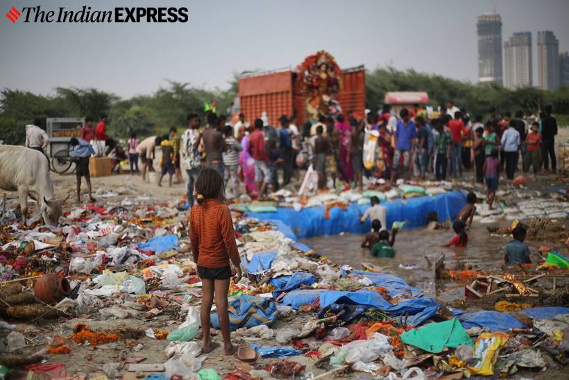delhi idol immersion, delhi idol immersion artificial ponds, delhi artificial ponds, yamuna, delhi city news, delhi durga puja