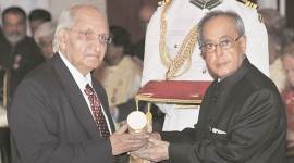 HL Trivedi, HL Trivedi nephrologist, HL Trivedi death Ahmedabad, HL Trivedi Padma Shri, Gujarat news, Gujarat city news