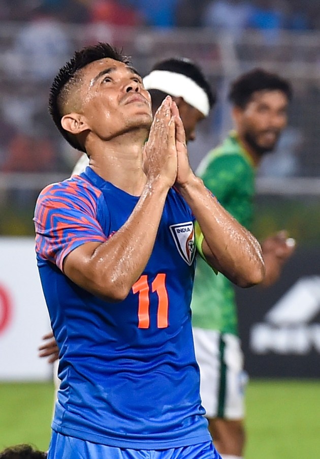 india vs bangladesh, ind vs ban, ind vs bangladesh photos, salt lake stadium pics, salt lake photos, world cup qualifier, fifa qualifier