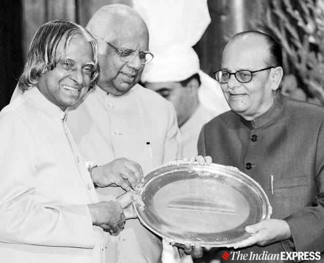 apj abdul kalam, abdul kalam, abdul kalam birth anniversary, missile man of india, apj abdul kalam rare photos, abdul kalam images, former president apj abdul kalam, abdul kalam thoughts, india news, indian express