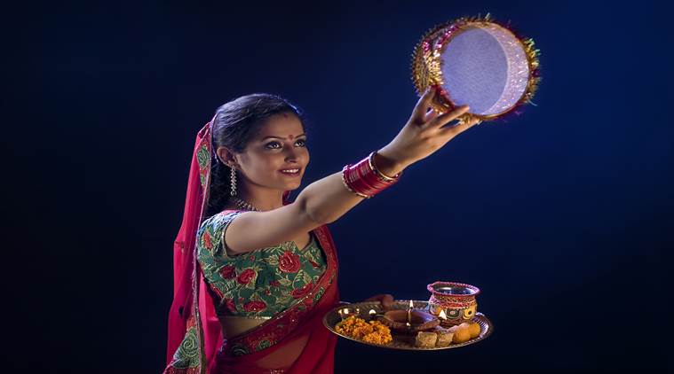 Karwa Chauth 2019 Moonrise Time Today, Puja Vidhi, Muhurat