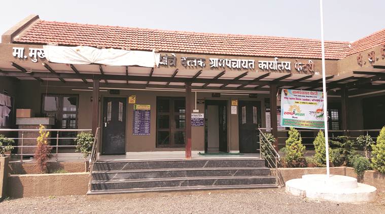 devendra fadnavis, devendra fadnavis adopted village, devendra fadnavis village fetri, maharashtra elections, maharashtra bjp-shiv sena, indian express