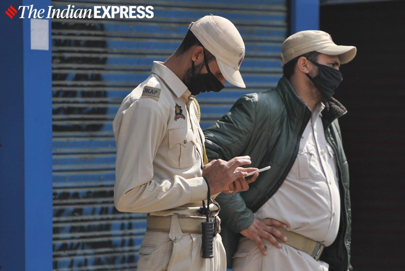Jammu kashmir news, kashmir article 370, kashmir mobile services, kashmir postpaid mobile services, kashmir internet services