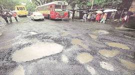 Mumbai potholes, Mumbai news, BMC, Maharsshtra news, indian express news