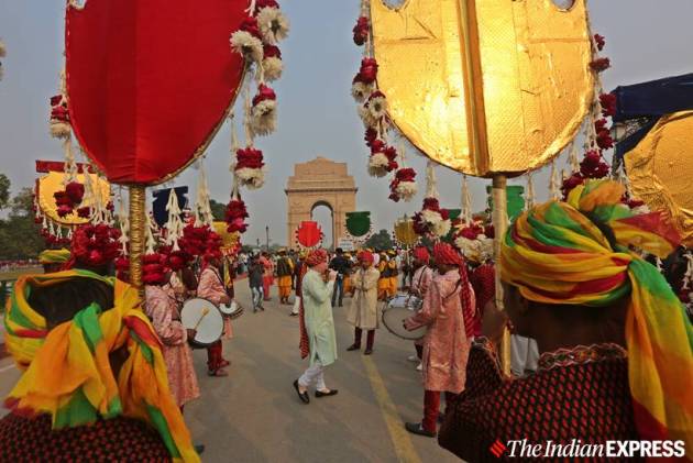 Phool Walon Ki Sair, Delhi Phool Walon Ki Sair, Phool Walon Ki Sair festival, phool walon ki sair photos, Phool Walon Ki Sair delhi, Phool Walon Ki Sair fest, Delhi news, indian express