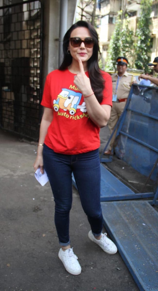 preity Zinta, preity zinta photos, preity zinta films, preity zinta voting