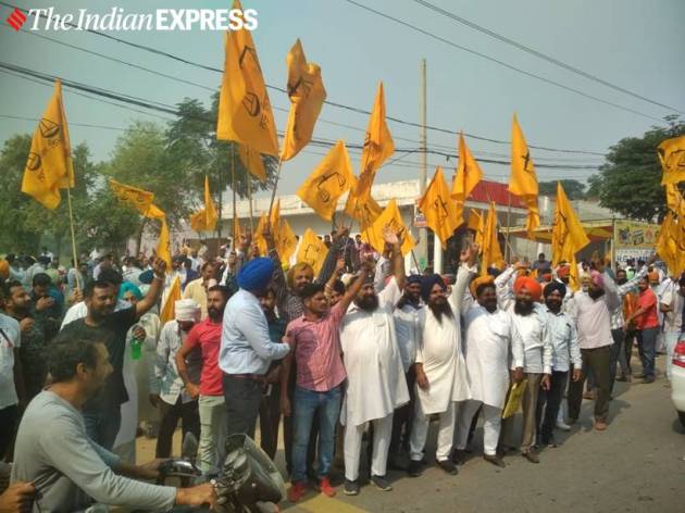 election, election result, assembly election result photos, elections result, election results images, maharashtra election, maharashtra election 2019, maharashtra election result, maharashtra election result 2019, haryana election, haryana election result, haryana election result 2019, haryana election commission, election news, indian express