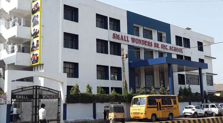 nathuram godse in rss uniform, complaint against Small Wonders Senior Secondary School, Small Wonders Senior Secondary School, Small Wonders Senior Secondary School gandhi play, nathuram godse rss, mahatma gandhi