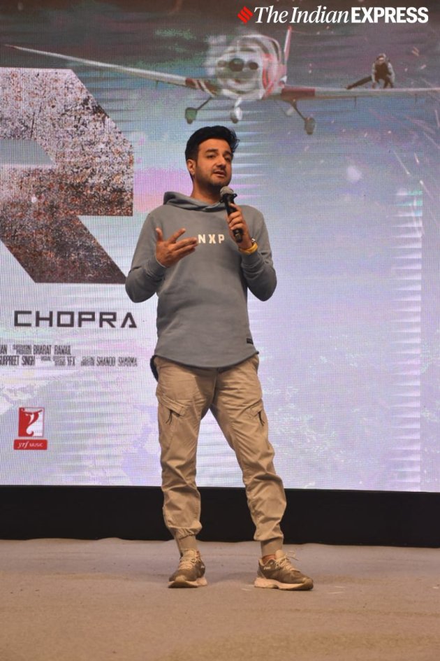 war director siddharth anand