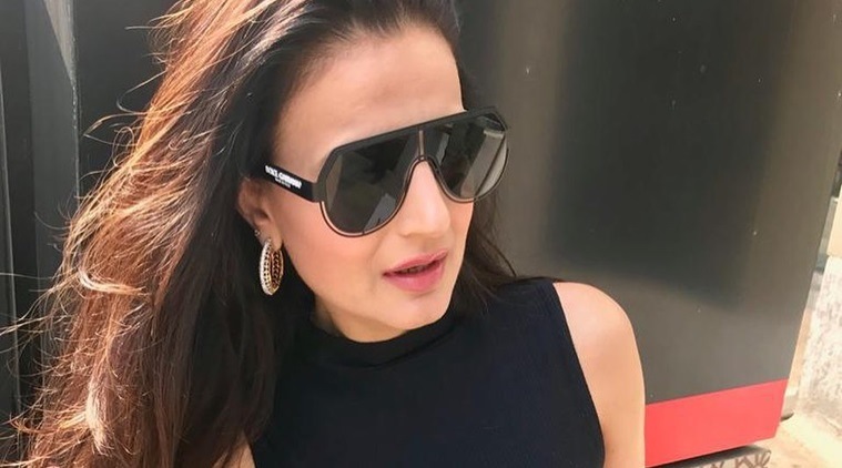 https://images.indianexpress.com/2019/11/Ameesha-Patel-cheque-bounce-759.jpg?w=759&h=422&imflag=true