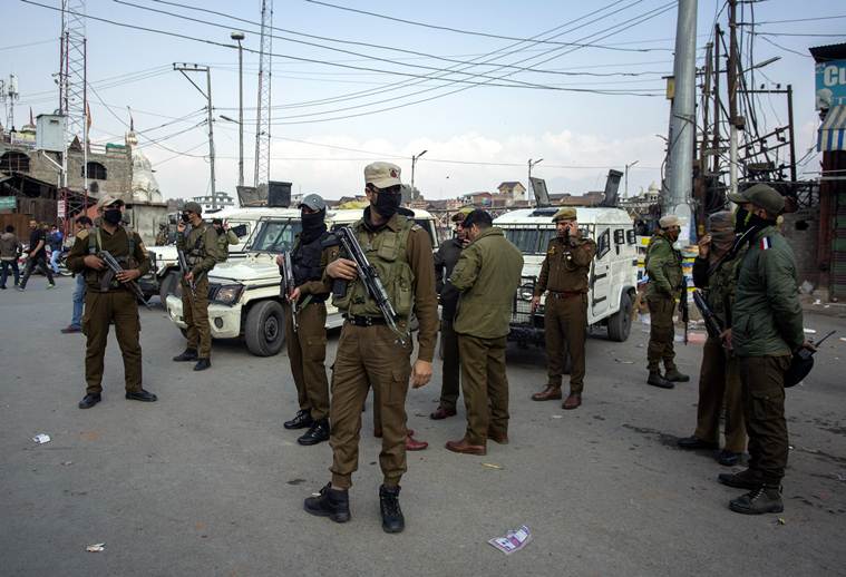 Watch: Militants Throw Grenade In Srinagar Market; One Dead, 35 Injured ...