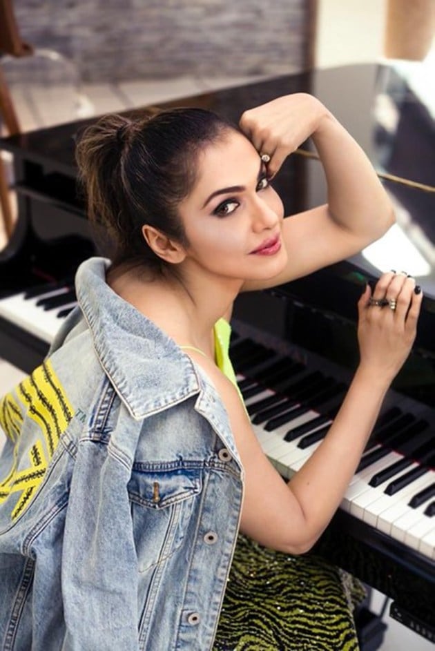 Isha Koppikar latest pic