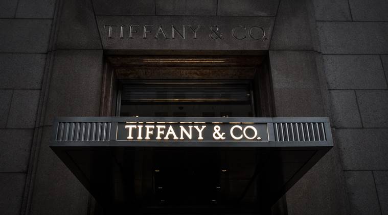 LVMH close to buying Tiffany for more than $16.3 bln