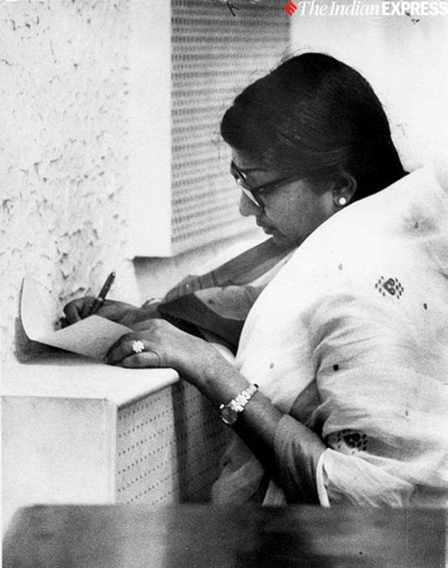 Lata Mangeshkar age