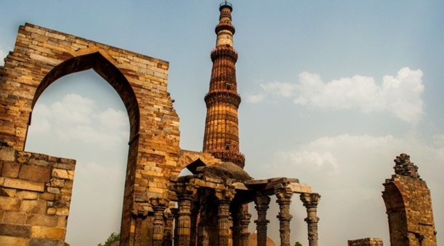 qutub minar, construction near qutub minar, houses built near Qutub Minar, delhi high court, delhi hc Qutub Minar report, delhi city news