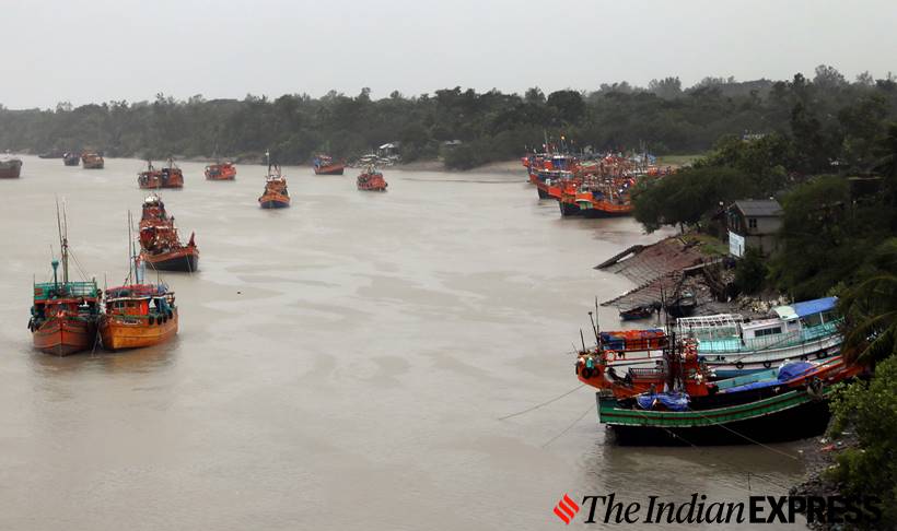 Cyclone Bulbul: Heavy Rain, Thunderstorms Lash Bengal And Odisha ...