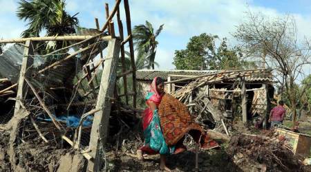 Cyclone Bulbul, Weather forecast Live Updates today: Seven killed as storm disrupts normal life in Bengal
