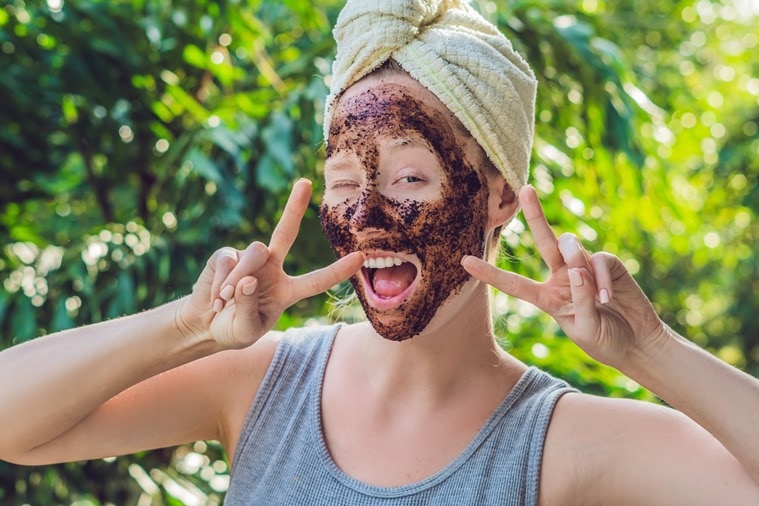 5 ways to use coffee for skin and the benefits