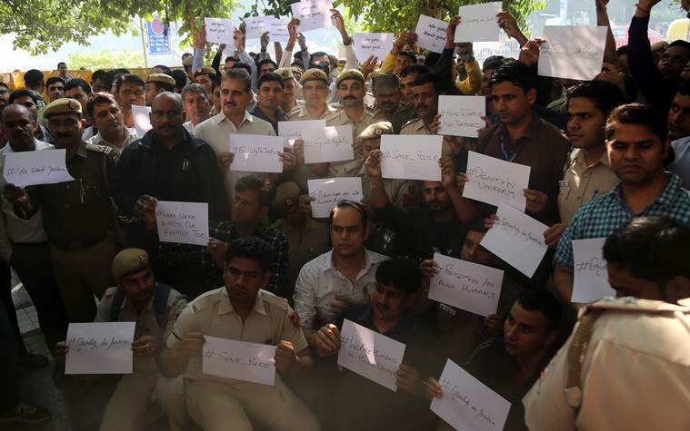 Delhi police protests, Tis hazari court violence, Lawyers-police clash at saket court, Delhi police, delhi news, Indian express
