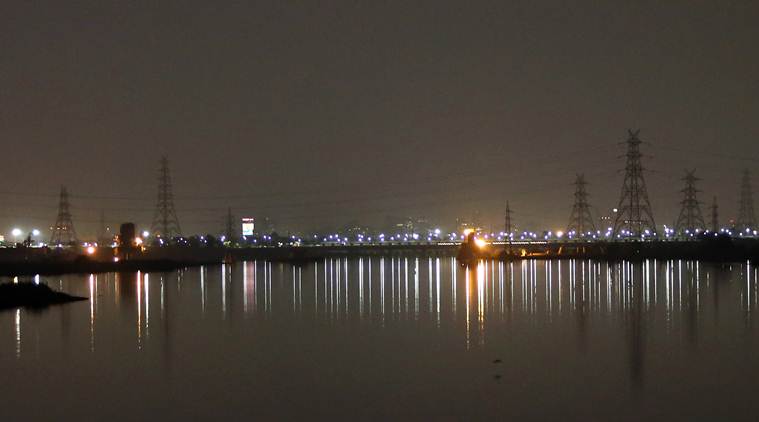 Weather forecast today LIVE UPDATES: Delhi air quality 'satisfactory' after rains, winds