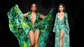 jungle dress, green versace dress, versace Jennifer Lopez, versace fashion nova