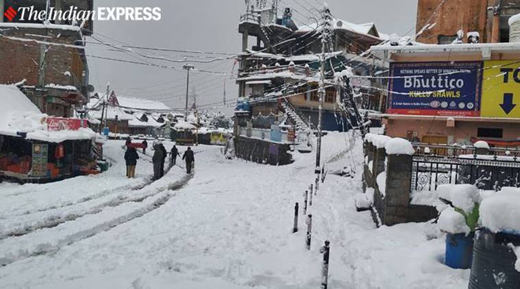 Higher reaches of Himachal Pradesh wrapped in snow blanket, schools ...