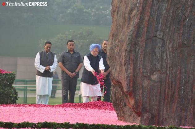Indira gandhi, indira gandhi birth anniversary photos, Indira gandhi birth anniversary, Indira gandhi birthday, Indira gandhi 102 birth anniversary, Modi on Indira gandhi, Congress on Indira gandhi, Indira gandhi tributes, sonia gandhi on Indira gandhi, rahul gandhi on Indira gandhi