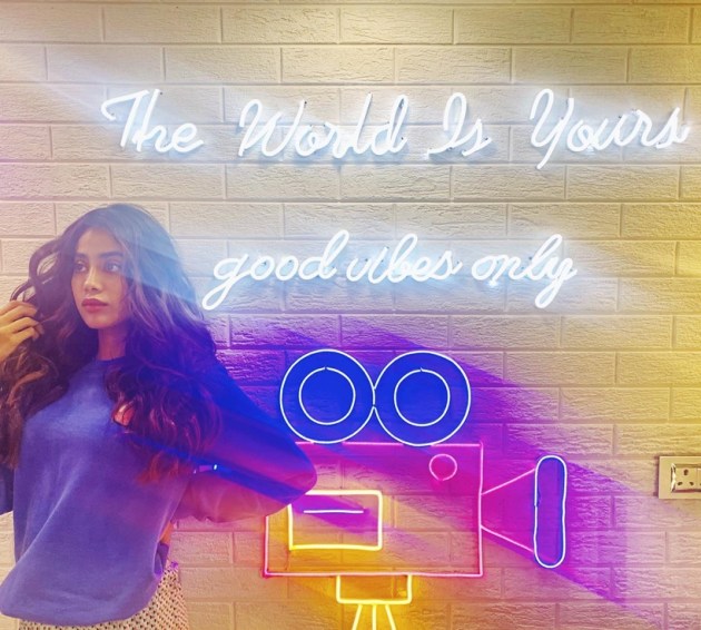 janhvi kapoor