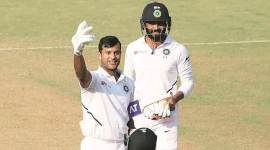 Mayank Agarwal batting. Mayank Agarwal 200, Mayank Agarwal centuries, Mayank Agarwal TEst, India vs Bangladesh cricket match, Mayank Agarwal, India vs Bangladesh series, cricket news, sports news, indian express
