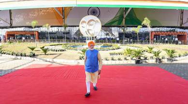 Kartarpur Corridor opens: PM Modi, Imran express gratitude; Manmohan leads first jatha