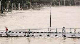 mutha floods, mutha river flooding, metro on riverbed, sarang yadwakar, pune city news, metro project on mutha