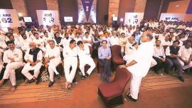 maharashtra government, maharashtra news, congress shiv sena ncp show of strength, sharad pawar, ajit pawar, maharashtra political news