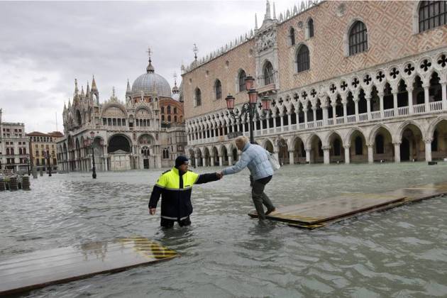 venice flood, venice water level rise, venice deluge, venice tide, world news, indian express