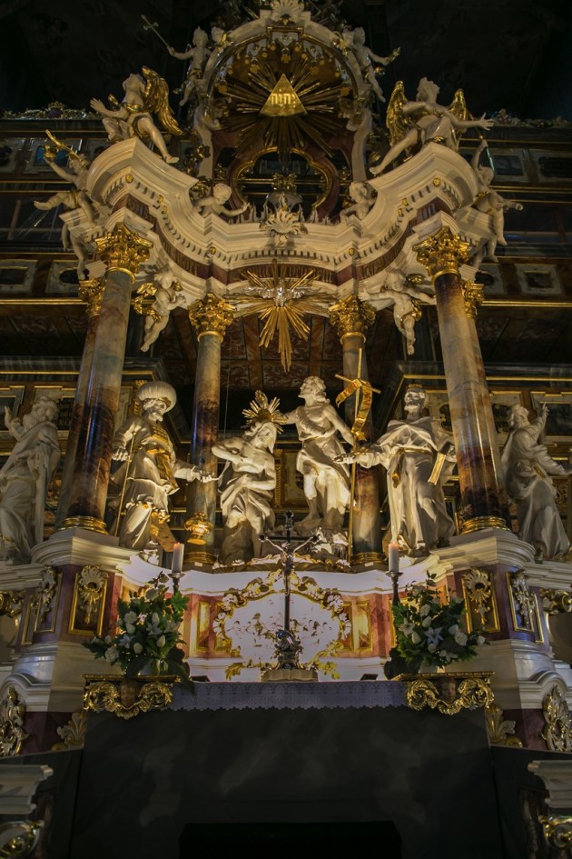 amitabh bachchan in polanch church