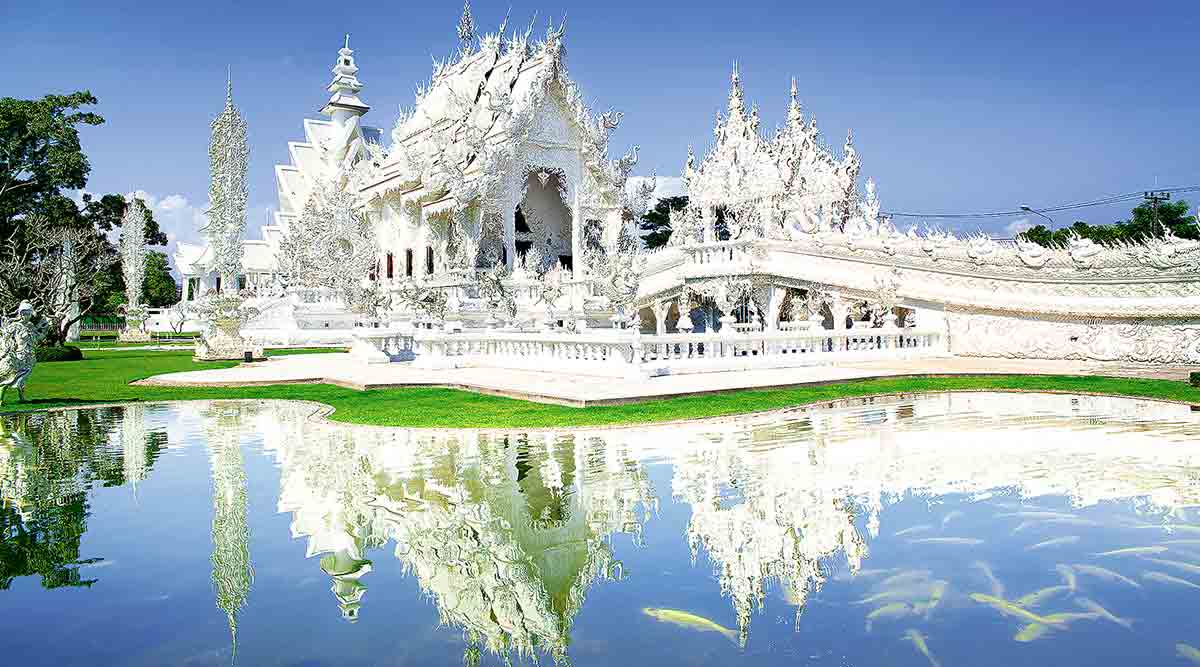 Chiang Rai, white temple Chiang Rai, Wat Rong Khun Chiang Rai, Chiang Rai Thailand, things to do in Chiang Rai