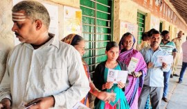 Karnataka-bypolls-759