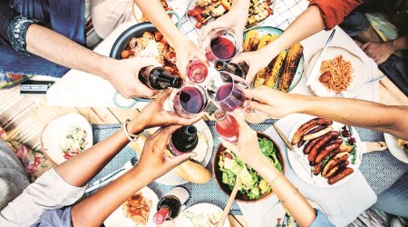 Hansda Sowvendra Shekhar, sundayeye, eye2019, My Father’s Garden author, My Father’s Garden book, short story, indian literature, eye special, indianexpress,