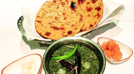 sarson ka saag and makke ki roti, north indian food, north indian food platter, sundayeye, eye 2019, grandma's recipes, mustard greens, indian food, indian food specialities, indianexpress,