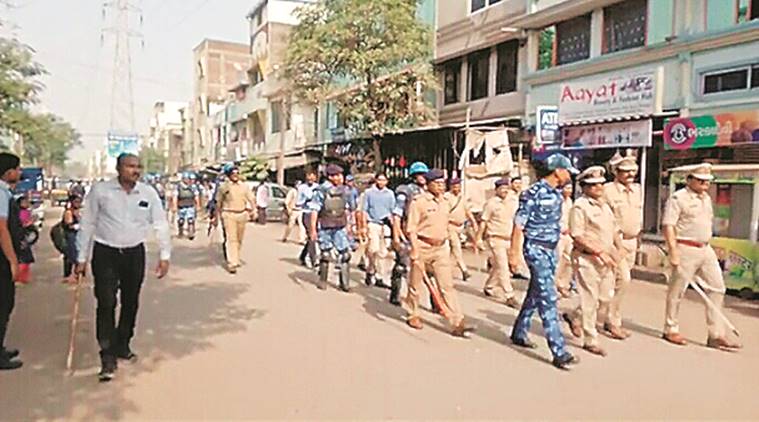 surat-police-carry-out-flag-march-in-sensitive-areas-ahmedabad-news