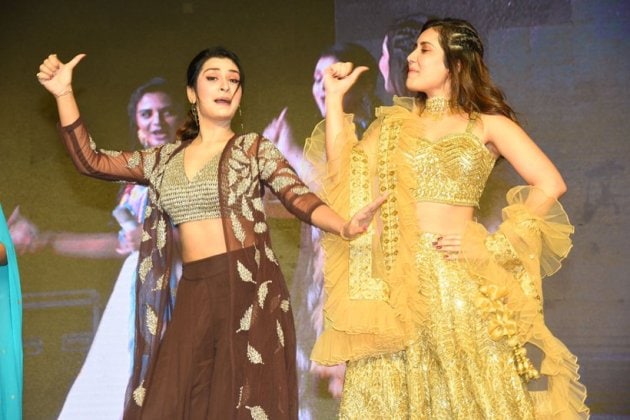 raashi khanna with payal rajput