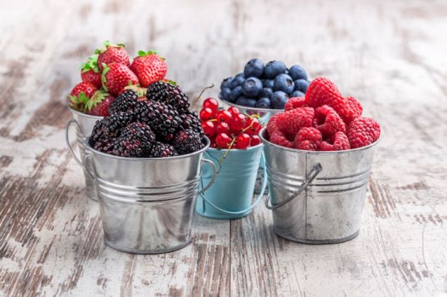 berries, smoothie ingredients, antioxidant rich foods, foods good for skin, healthy foods, tasty foods, benefits of berries