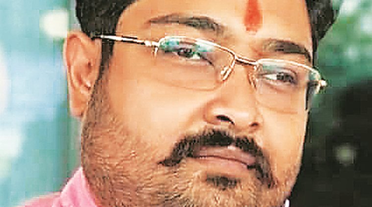 bjp leader killed in baharampur accident, Avijeet Roy Choudhury, bjp darjeeling president killed in road accident, kolkata city news, west bengal bjp