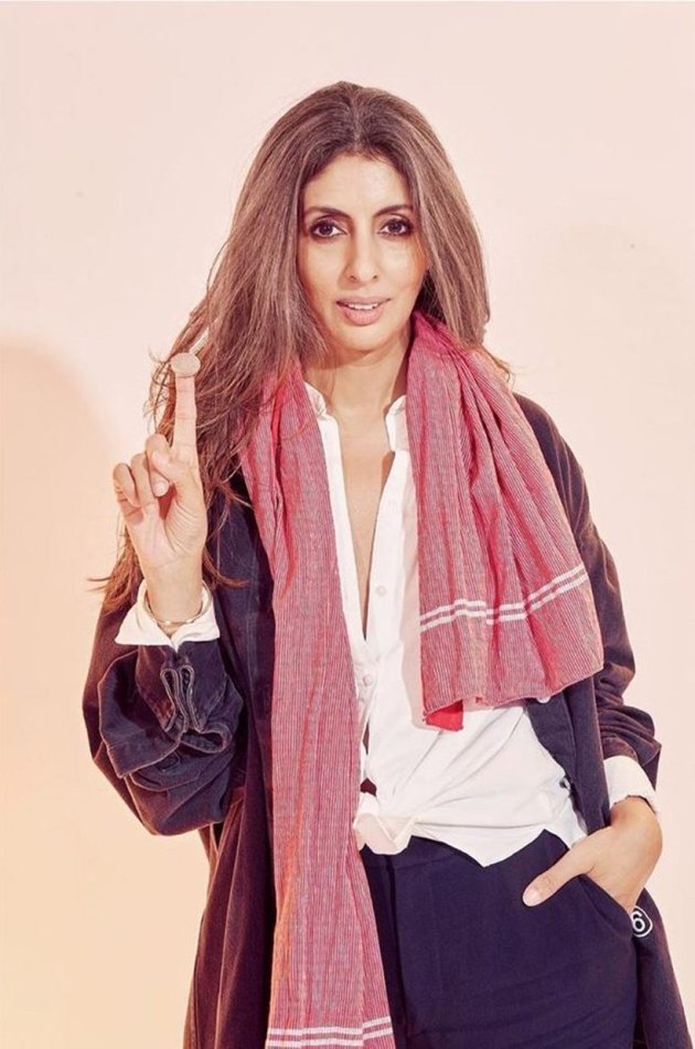 shweta bachchan dressed as amitabh bachchan
