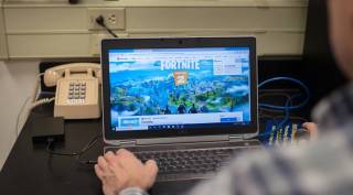 video games, sexual harassment on video games, online video games, online video games harassment, online chat rooms, harassment on fortnite, mincecraft