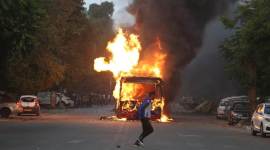 Jamia Millia Islamia, Jamia Millia Islamia latest updates, students beaten up at Jamia Millia Islamia, lathicharge at Jamia Millia Islamia, tear gas Jamia Millia Islamia, Jamia Millia Islamia indian express, Jamia Millia Islamia protests, Citizenship amendment act, CAB protests, delhi news, indian express